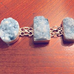 🦋NWOTSILVER.925stampedDruzy Agate AquamarineSparkling OceanColors3LevelsClosure